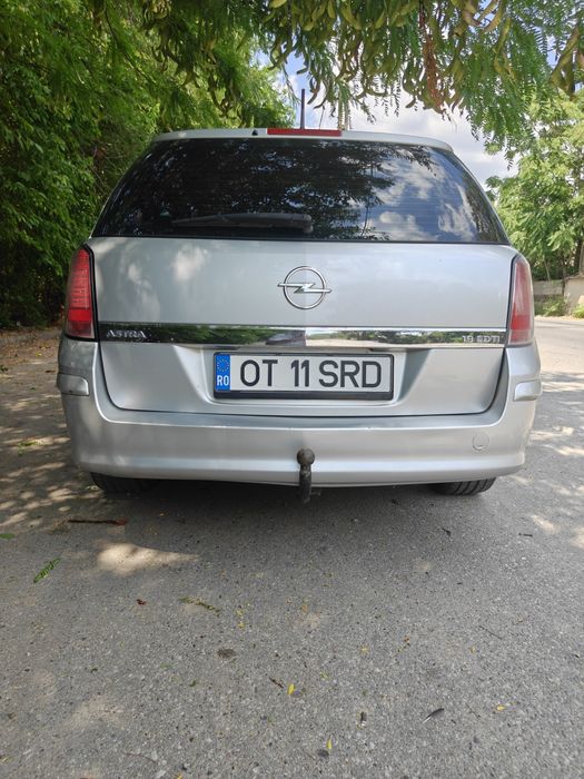 Opel Astra H 1.9 DTI 120CP