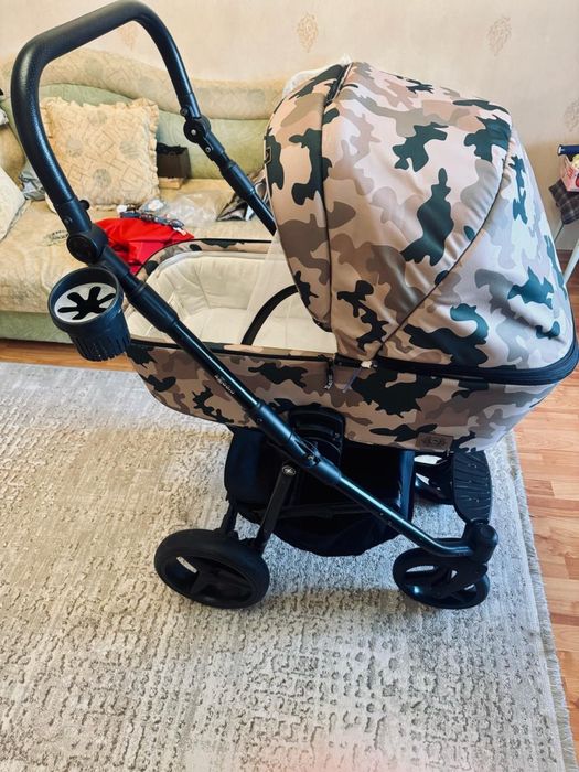 Продам коляску Adamex