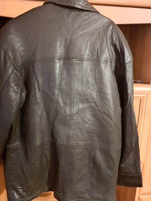 Haină barbat marimea 48 din piele naturala