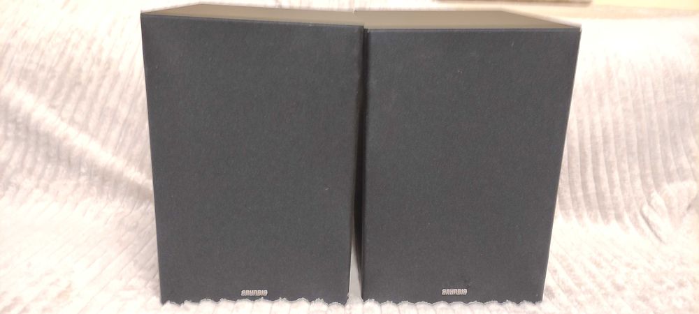 Amplificator Onkyo A-8200 + Boxe 3-căi Grundig GHF 1030