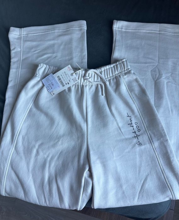 Чисто нови панталони от Zara