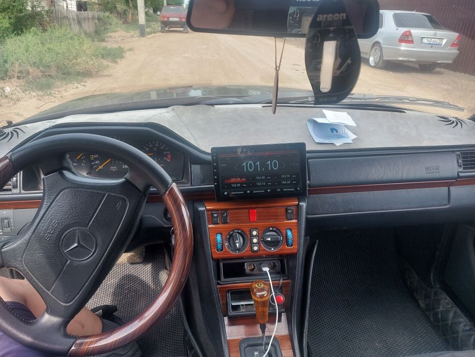 Продам мерседес 124