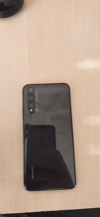 ПродавамHuawei nova 5t
