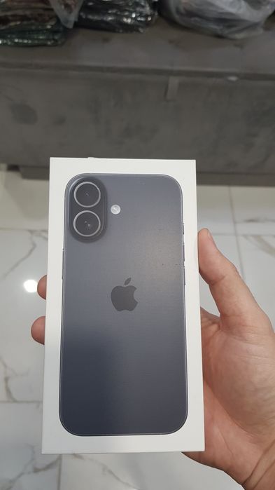 Продам новый iPhone 17 черный