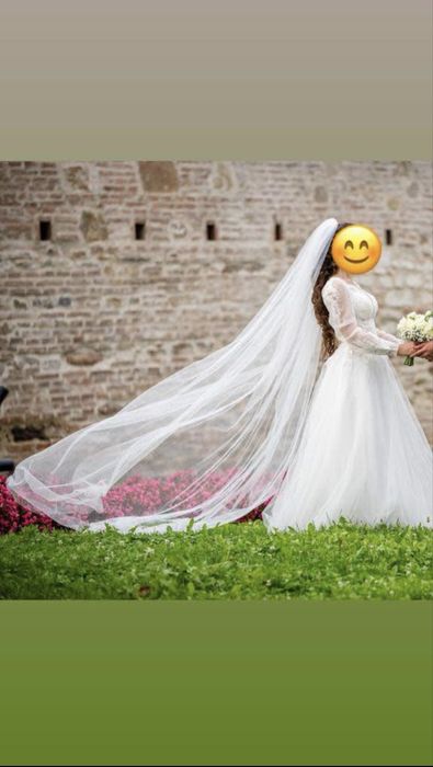 Rochie mireasa marimea 36. ( voal inlus in pret )