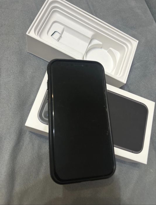 Iphone 11 negru 128 GB