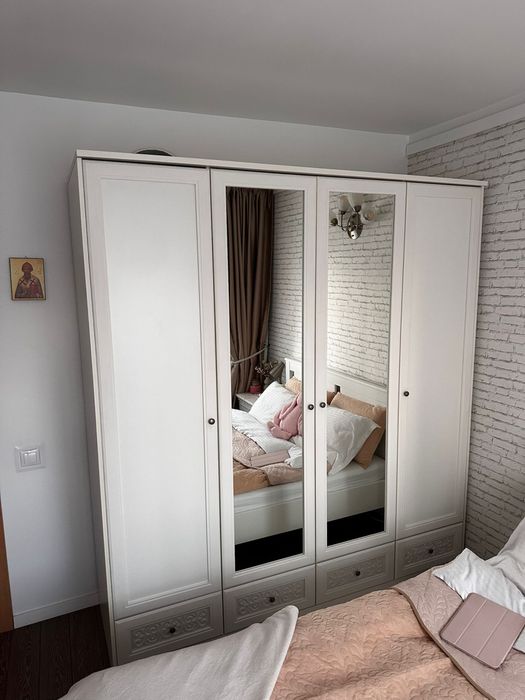 Sifonier cu 4 usi din lemn masiv, alb