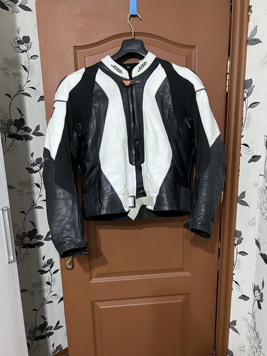 Мотокостюм на спортбайк