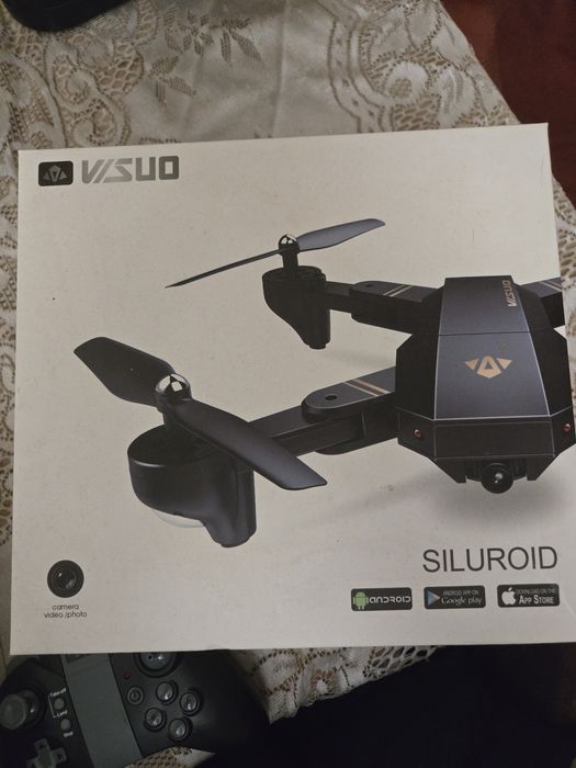 Дрон със HD камера