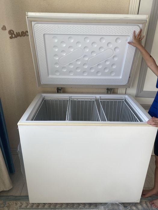 Продам морозильник