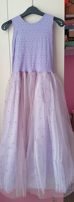 Детска дълга рокля  с дантела,  тюл и перли