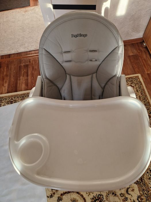 Детский стульчик для кормления