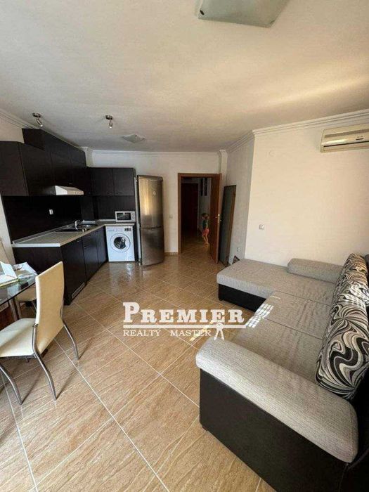 Продава се Двустаен апартамент в Свети Влас - 60 кв.м за 1259 €/кв.м - Снимка #2