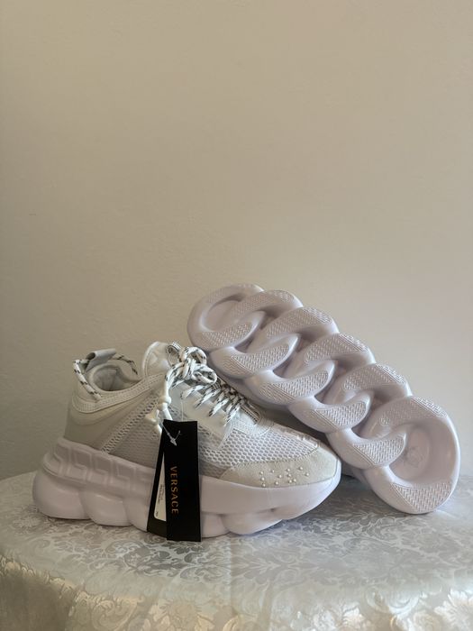 Versace Chain Reaction