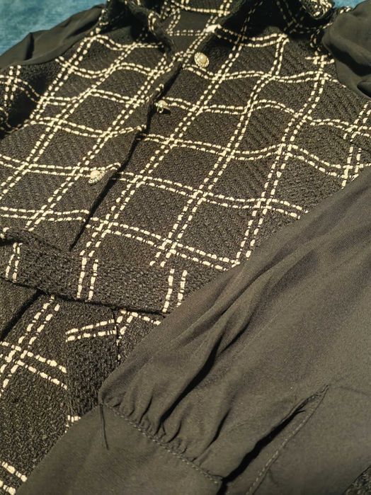 Дамска рокля букле Reserved