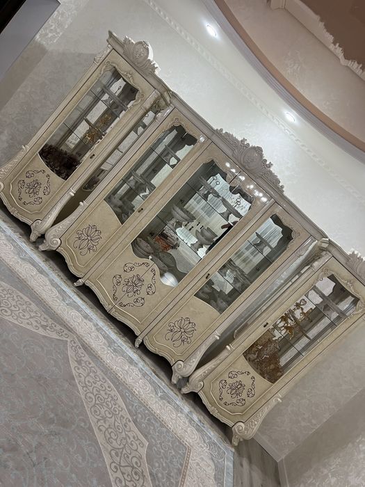 Серванты для гостиной