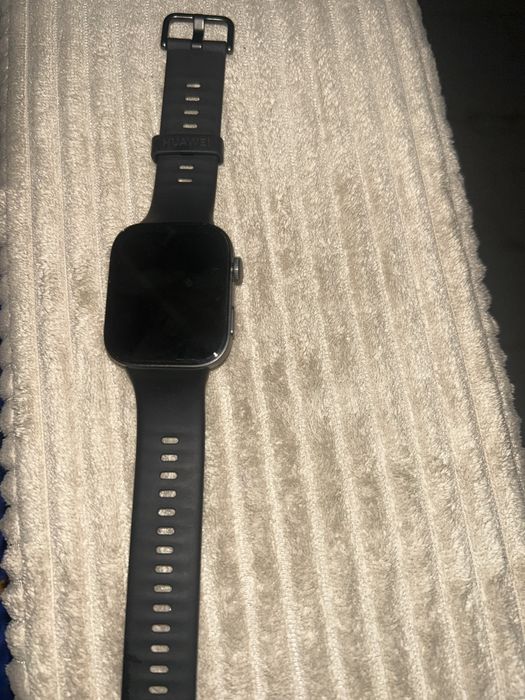 Ceas inteligent Huawei (Watch FIT 3)