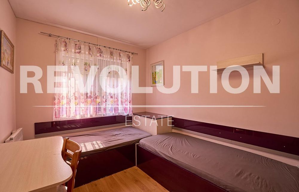 Дава се под наем Тристаен апартамент в Пловдив, Каменица 1 - 100 кв.м за 550 € - Снимка #5