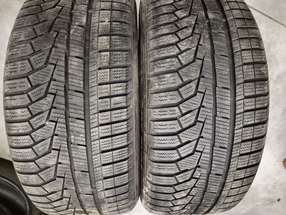 2 anvelope iarna Hankook 225 50 17