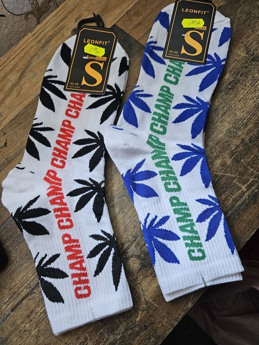 Дамски чорапогащници, чорапи и клинове