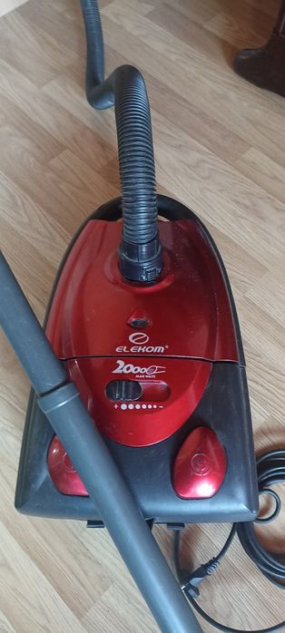 Работещи прахосмукачки - 30 лв. за брой