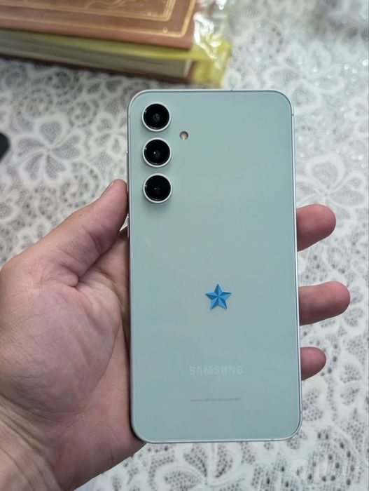 Samsung s23 fe  5G 256/8