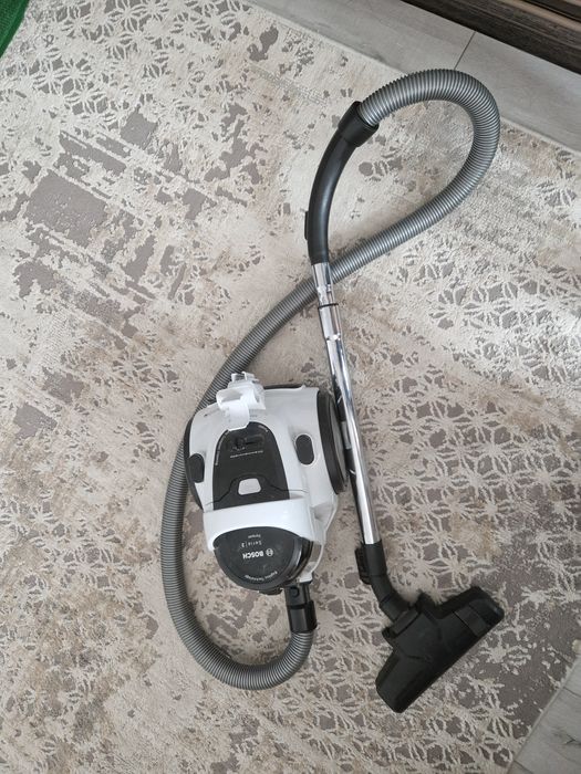 Срочно продам пылесос