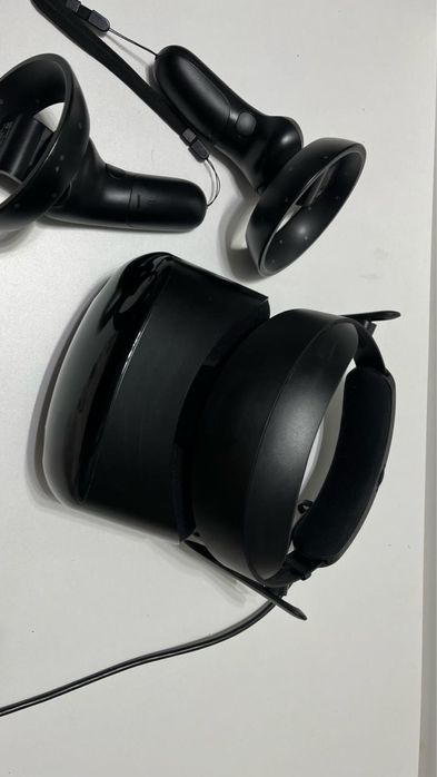 Шлем VR Samsung HMD Odyssey + - Windows Mixed Reality Headset