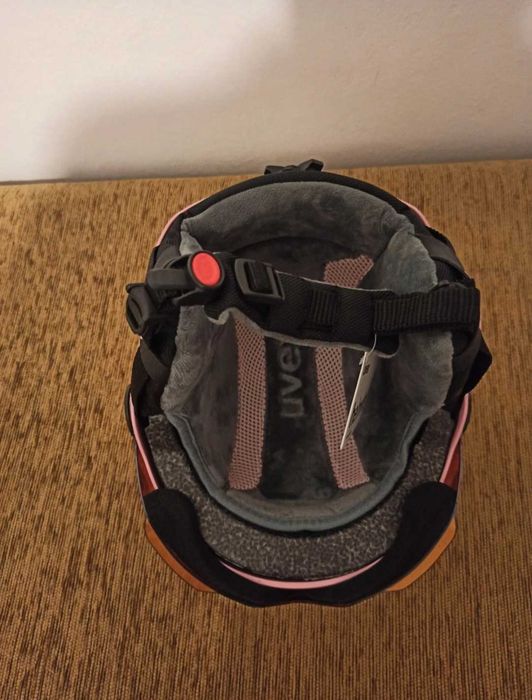 Casca schi ski Uvex Rocket Junior Visor.