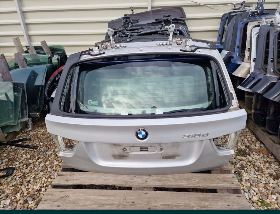 Capota spate portbagaj haion bmw e90 e91 e92 e92 e93 e87 e82 seria 1 3