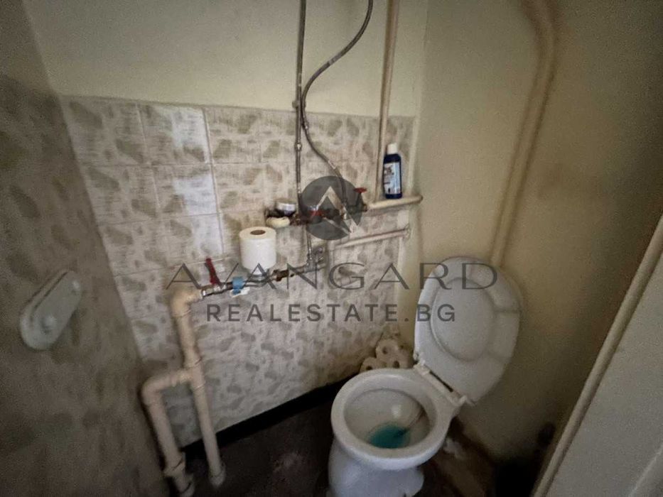 Продава се Двустаен апартамент в Пловдив, Кършияка - 64 кв.м за 1641 €/кв.м - Снимка #7