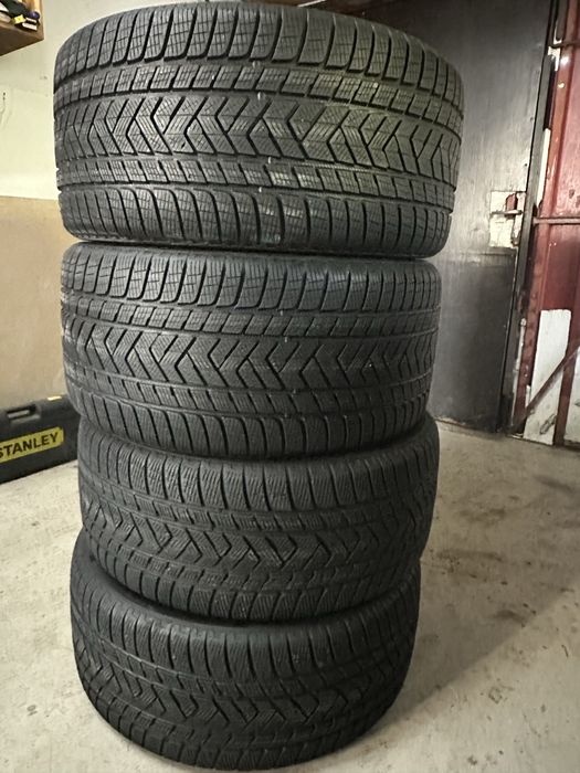 Pirelli scorpion 305 35 r21 275 40 r21 iarna