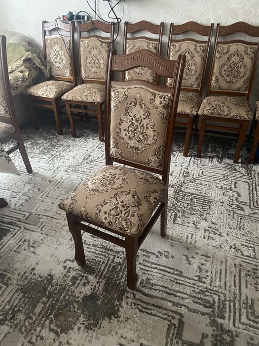 Продам стол со стульями 26 штук