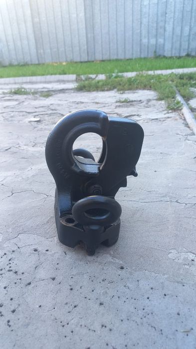 Продам фаркоп стоял на прадо 120ом