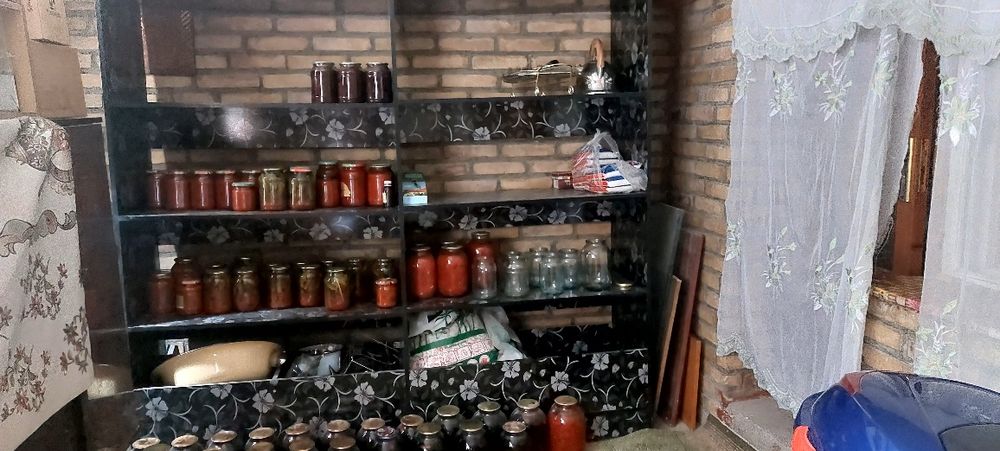 Полка из ламината.