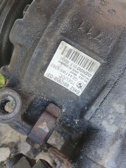 Челно стъкло Renault Scenic