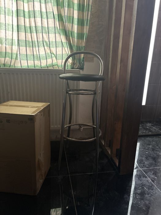 Scaune de bar inalte