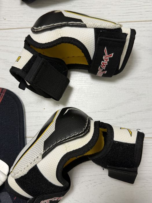 Продам экипировку для хоккея 6-7 лет