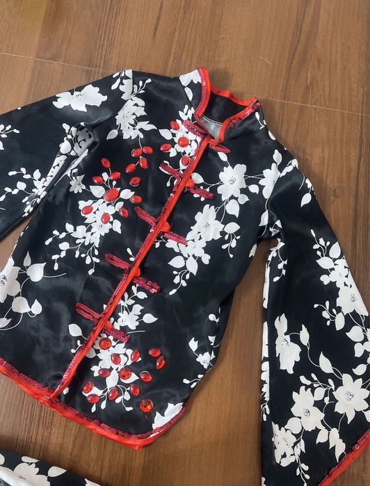 2-ка костюм.