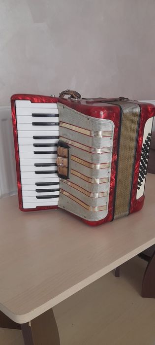 Acordeon Hohner