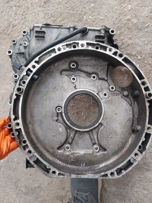 Капак ангренаж Mercedes om651