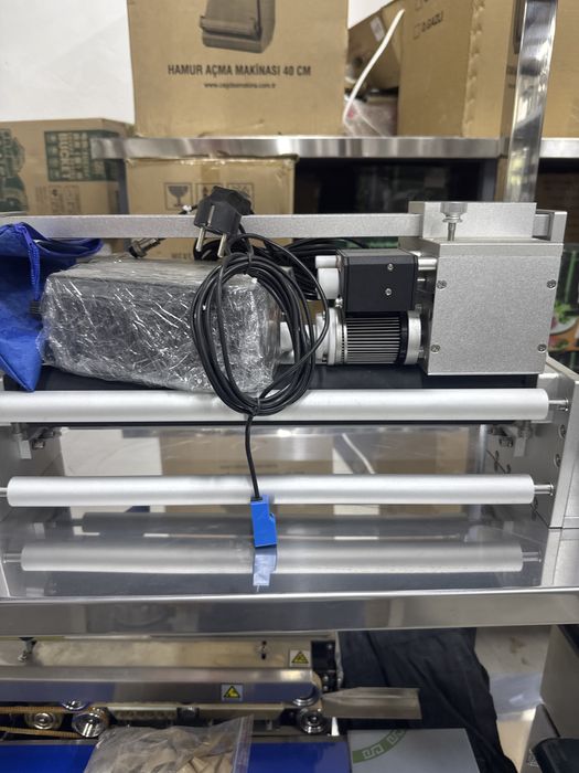 Data. Sana yozgich. Chislo. Datirovshik