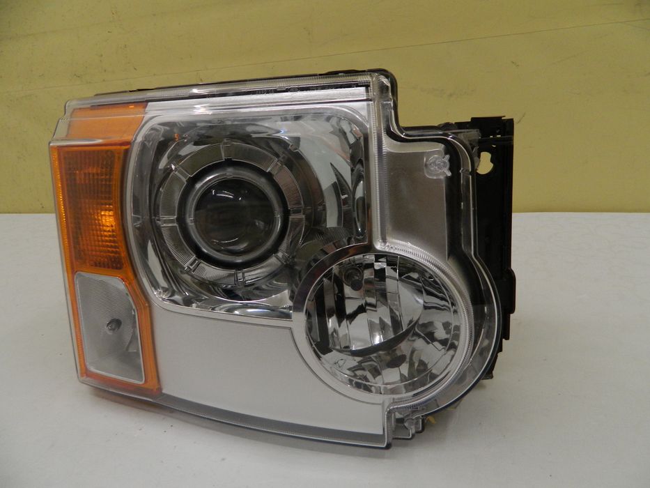 Far dreapta Land Rover Discovery 3 Xenon, 2004, 2005, 2006, 2007, 2008, 2009, cod origine 5H22-13W029-RA