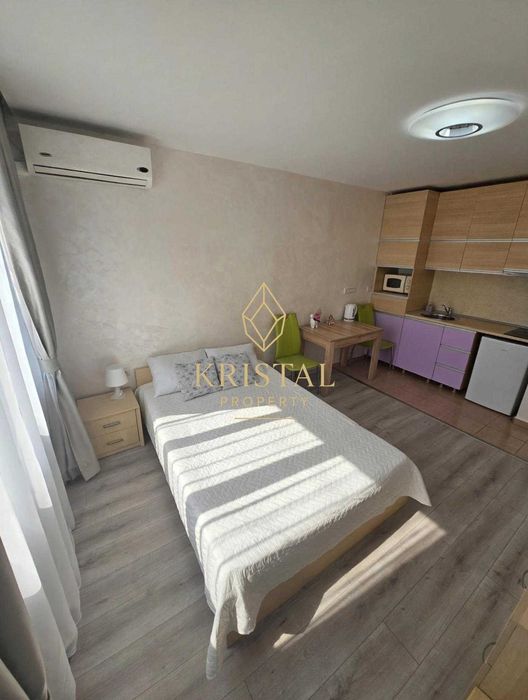 ID: 997 Продава се студио с красива морска гледка в Свети Влас