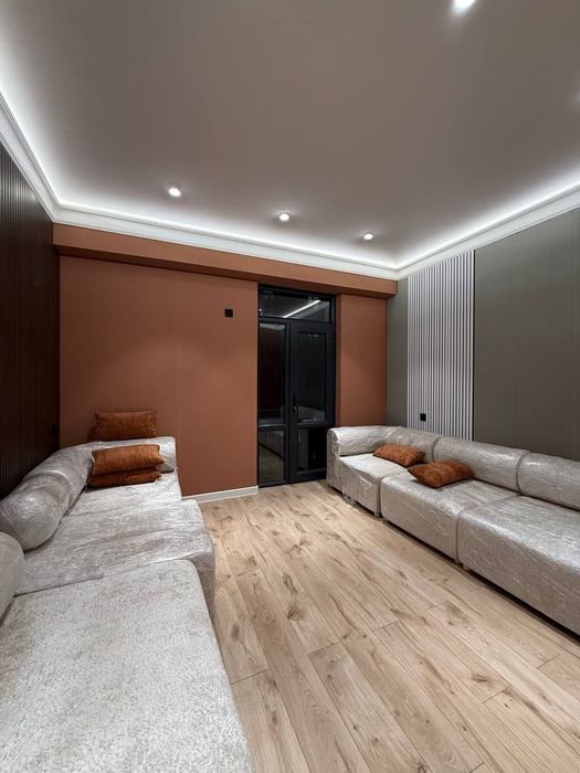 Продается квартира новострой юнусабад 4/4/10