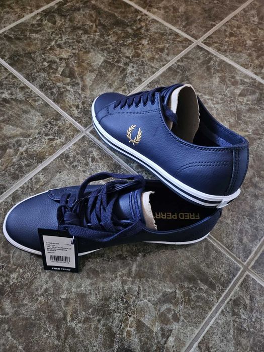 Сникърси Fred Perry