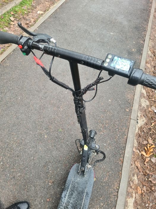 Электросамокат продам