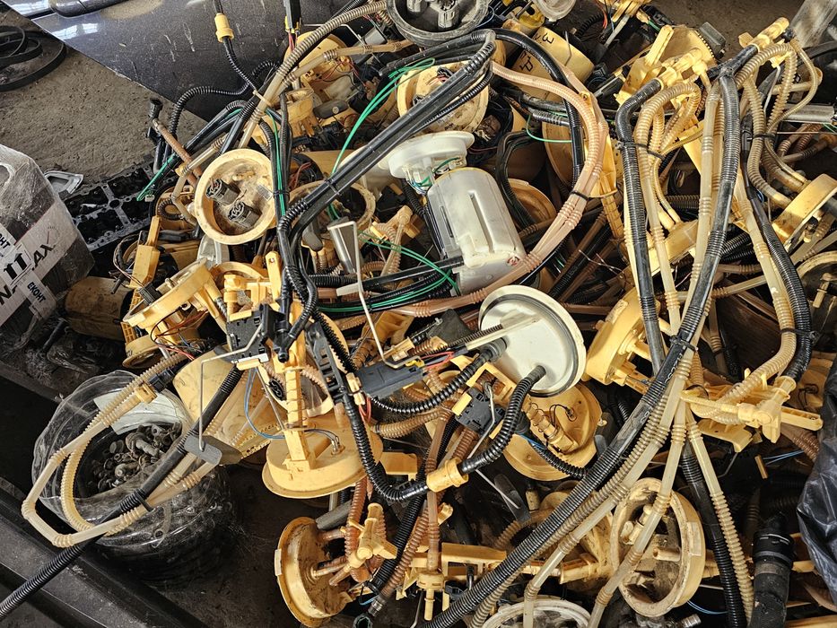 Помпа в резервоара за различни модели бмв bmw pompa нафтова горивна