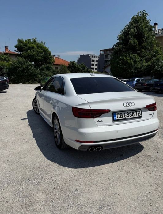 Кола ауди (Audi A4)