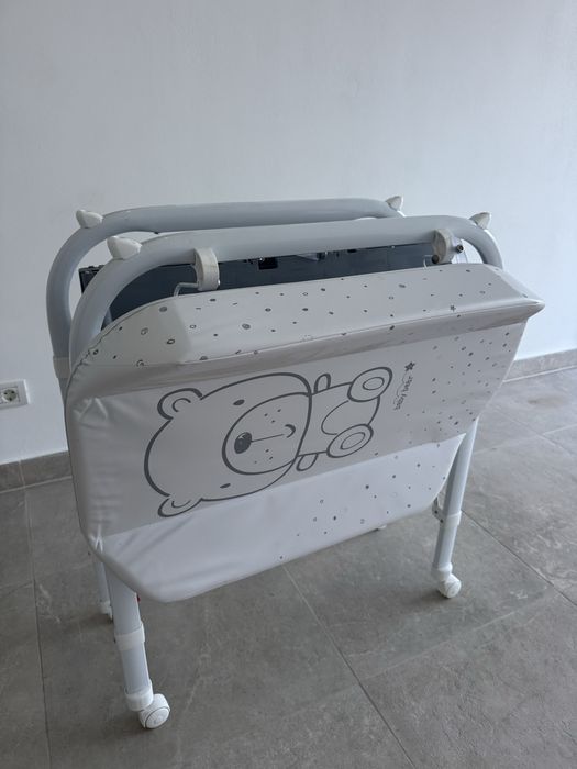 Vand balansoar electric și masa de infasat